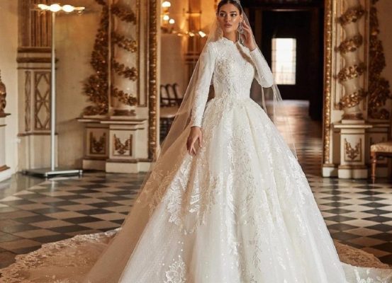 راهنمای کامل عروسی رؤیایی شما | از آینه شمعدان تا تالار عروسی